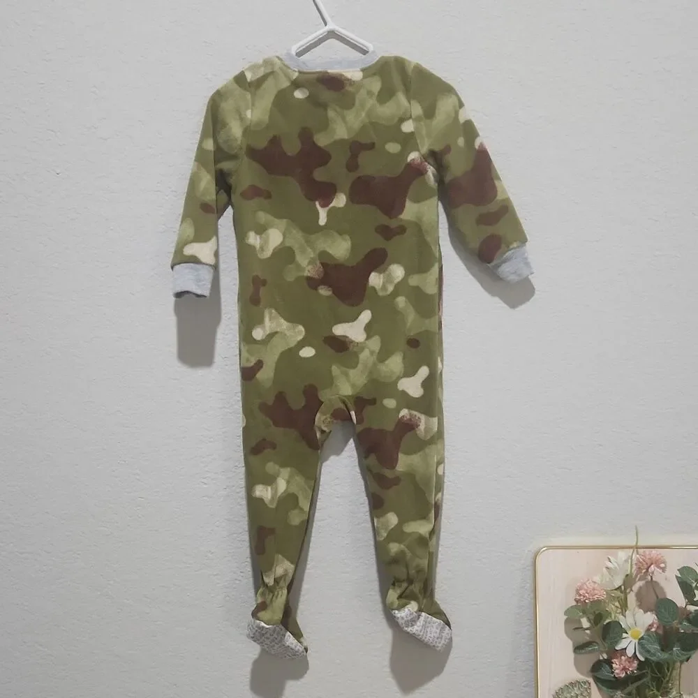 Carter's 18M Fleece Footed Pajamas Dino Sports Print Zip One Piece‎ Baby Sleeper